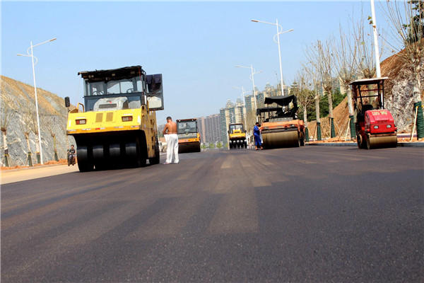 瀝青工程 、道路施工